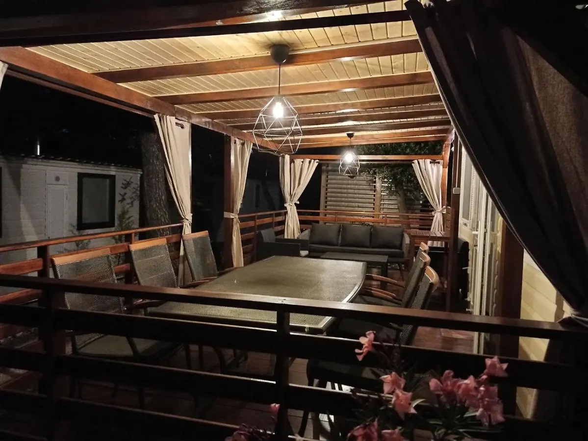 Mobile Home Laurus Biograd Na Moru 4*,  Chorvatsko