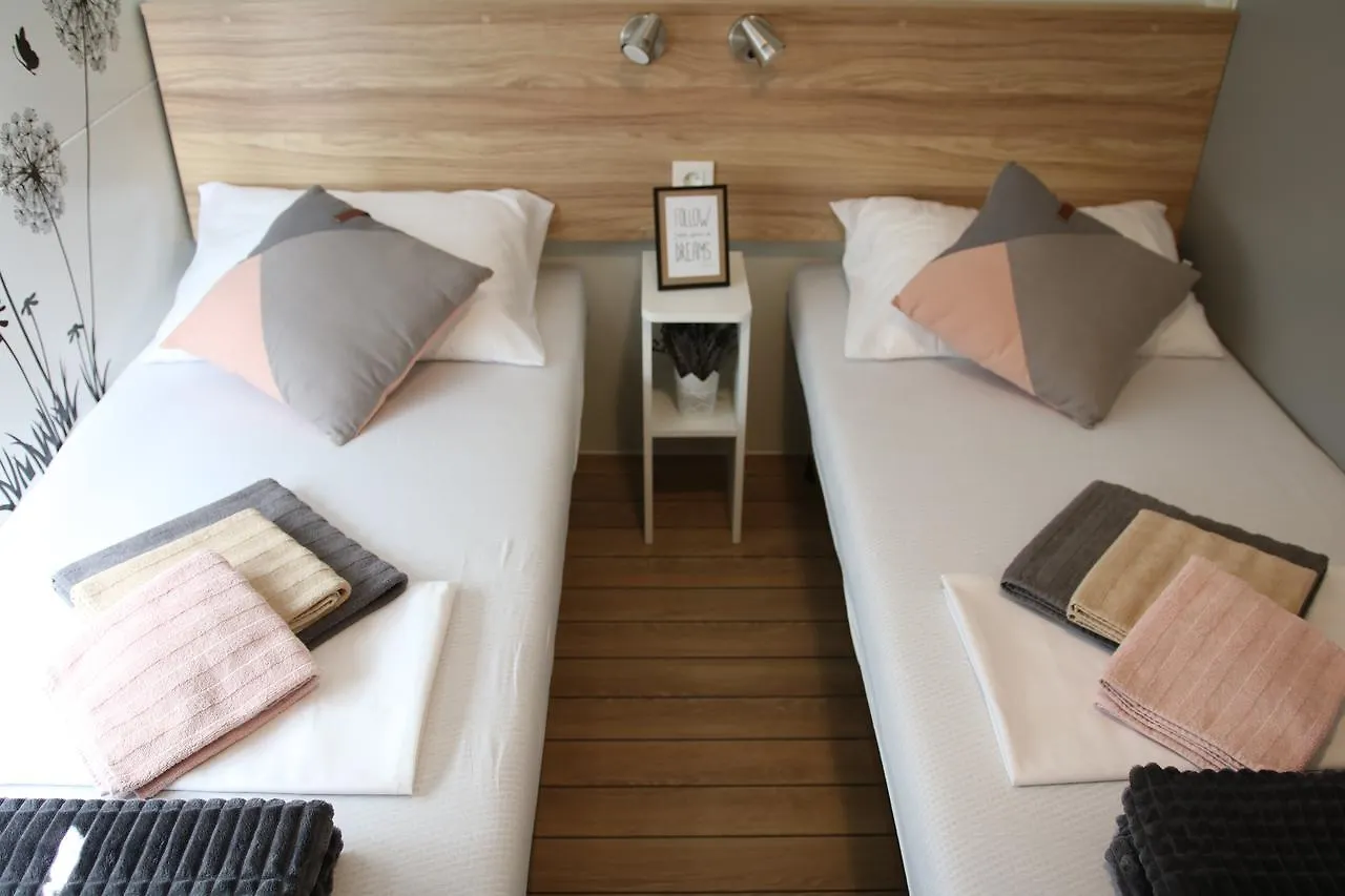 Mobile Home Laurus Biograd Na Moru 4*,  Chorvatsko